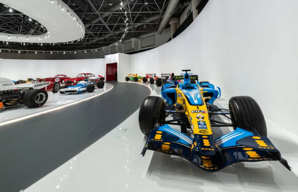 Salle4 LeGrandPrixdeMonaco4CGrimaldiForumMonaco EricZaragoza